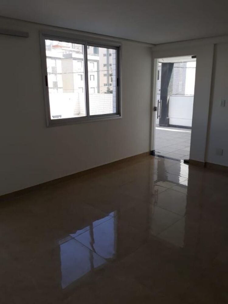 Apartamento à venda com 4 quartos, 140m² - Foto 4