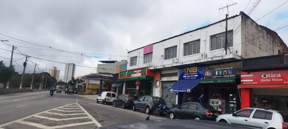 Sala-Conjunto, 1400 m² - Foto 1