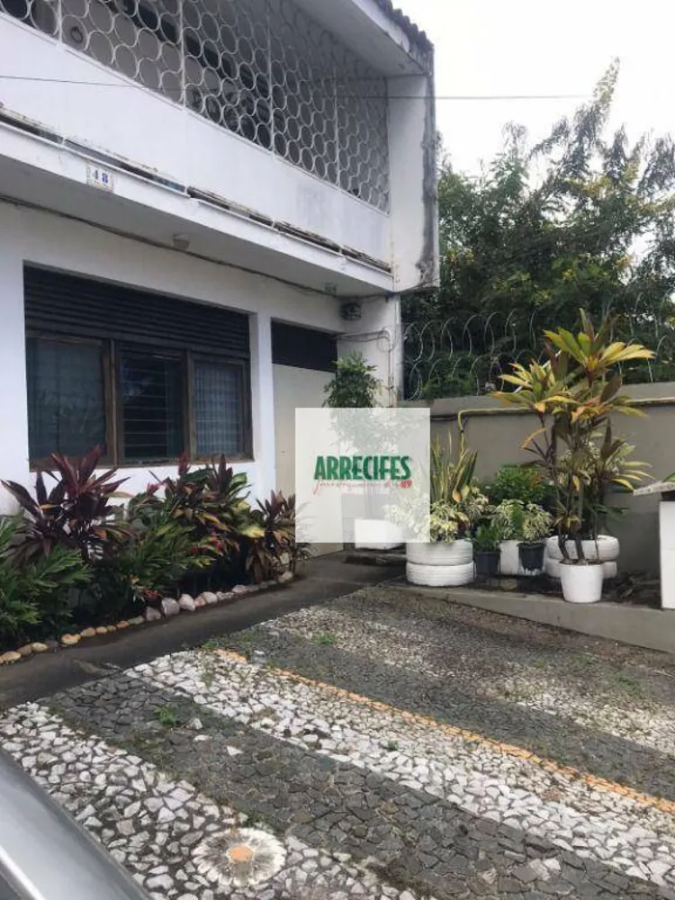 Casa, 8 quartos, 300 m² - Foto 1