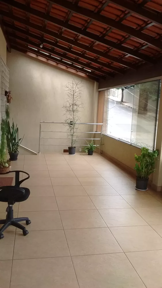 Casa à venda com 4 quartos, 273m² - Foto 5