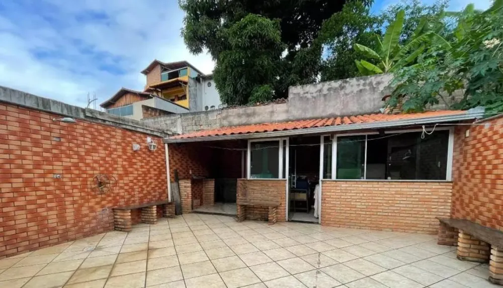 Casa, 3 quartos, 180 m² - Foto 1