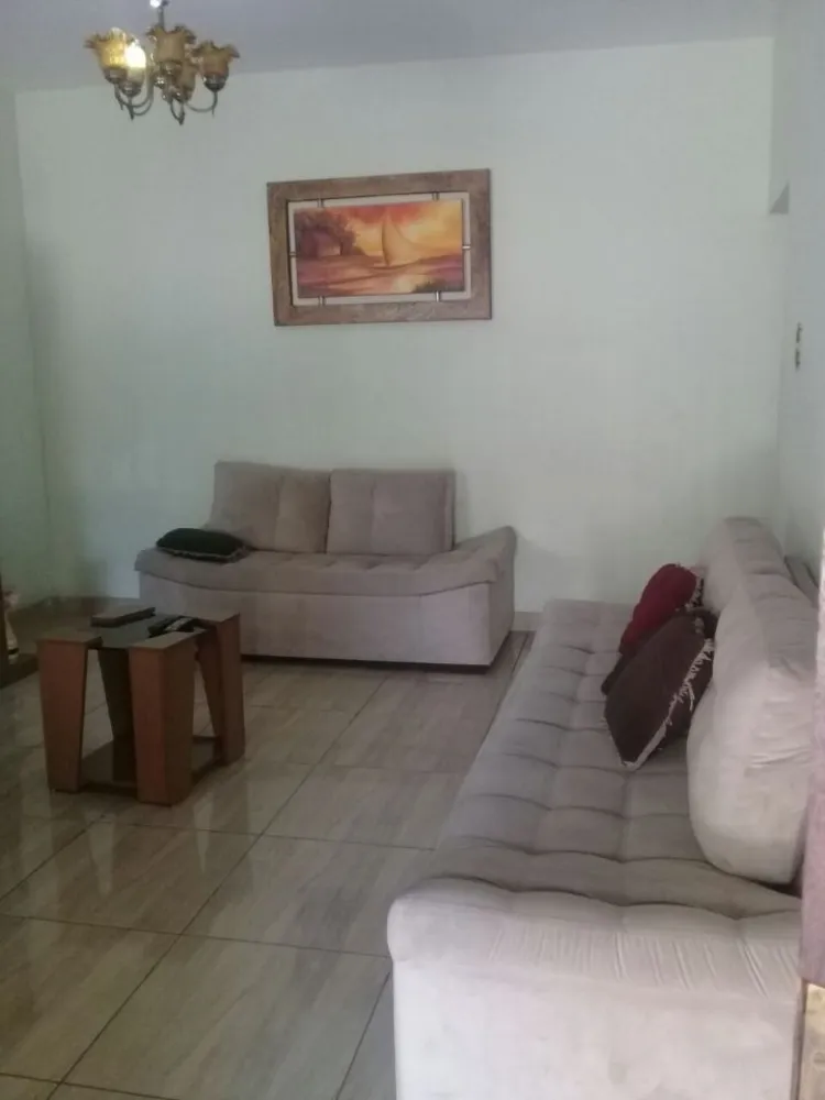 Casa, 4 quartos, 247 m² - Foto 1