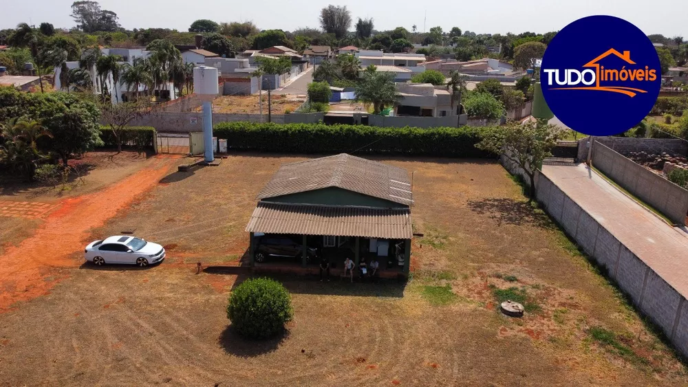 Casa à venda com 2 quartos, 1200m² - Foto 17