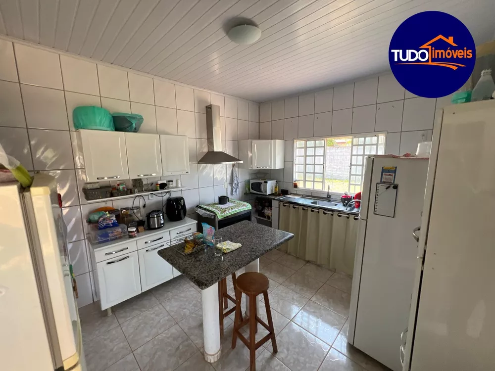 Casa à venda com 2 quartos, 1200m² - Foto 19