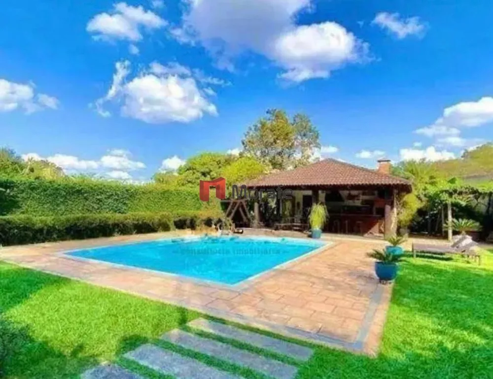 Casa, 4 quartos, 1303 m² - Foto 1