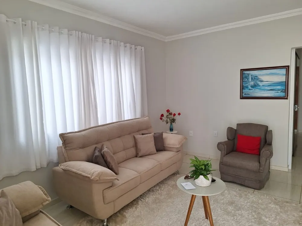 Casa, 3 quartos, 146 m² - Foto 1
