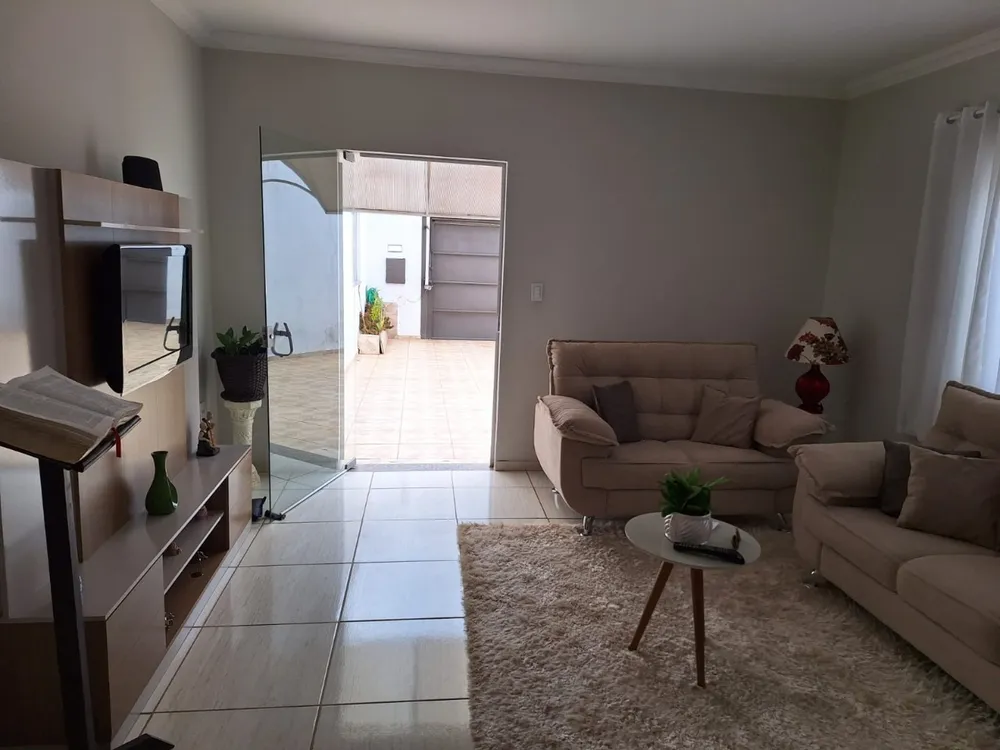Casa, 3 quartos, 146 m² - Foto 3