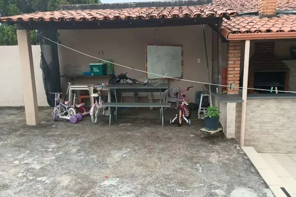 Casa, 3 quartos, 230 m² - Foto 2