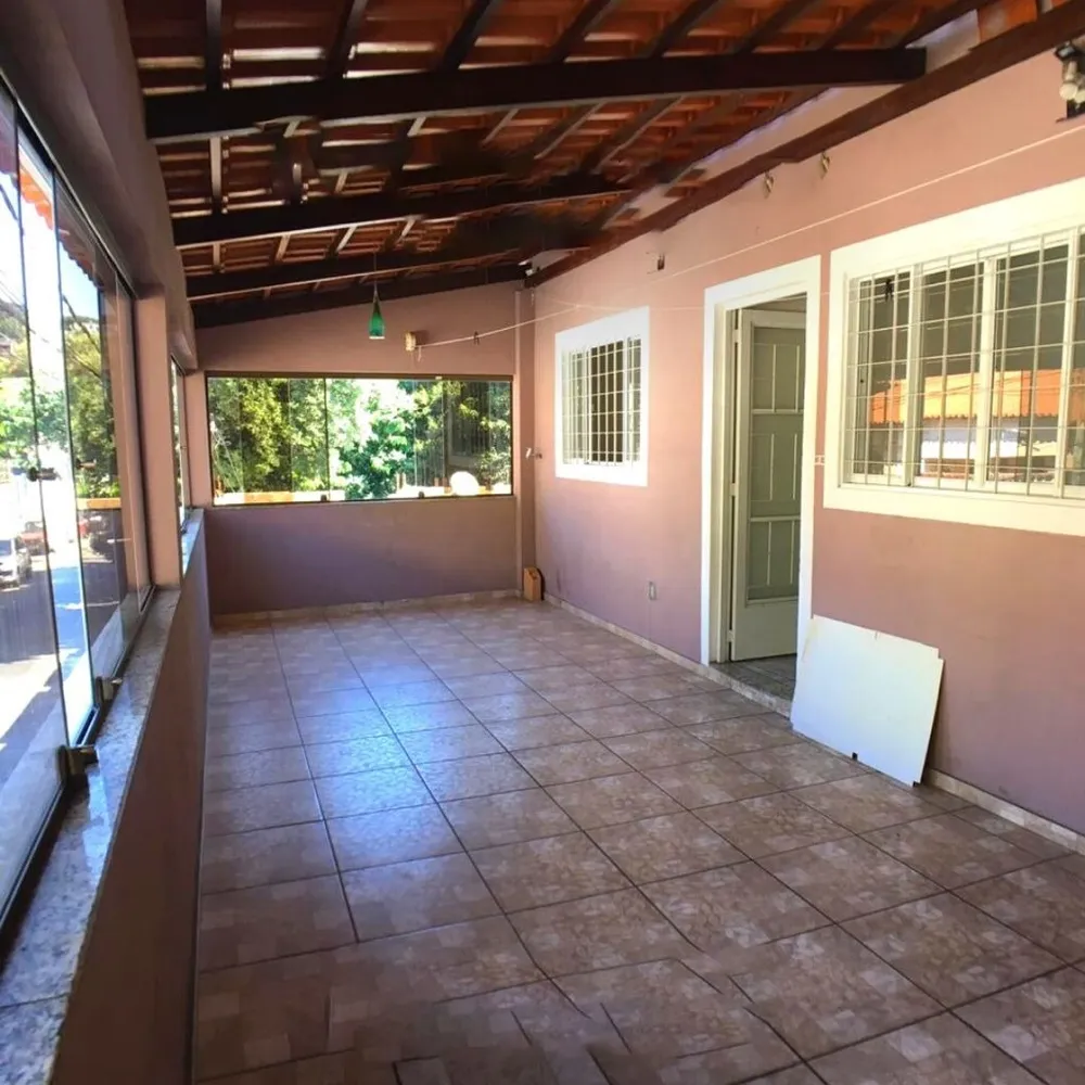 Casa, 7 quartos, 348 m² - Foto 1