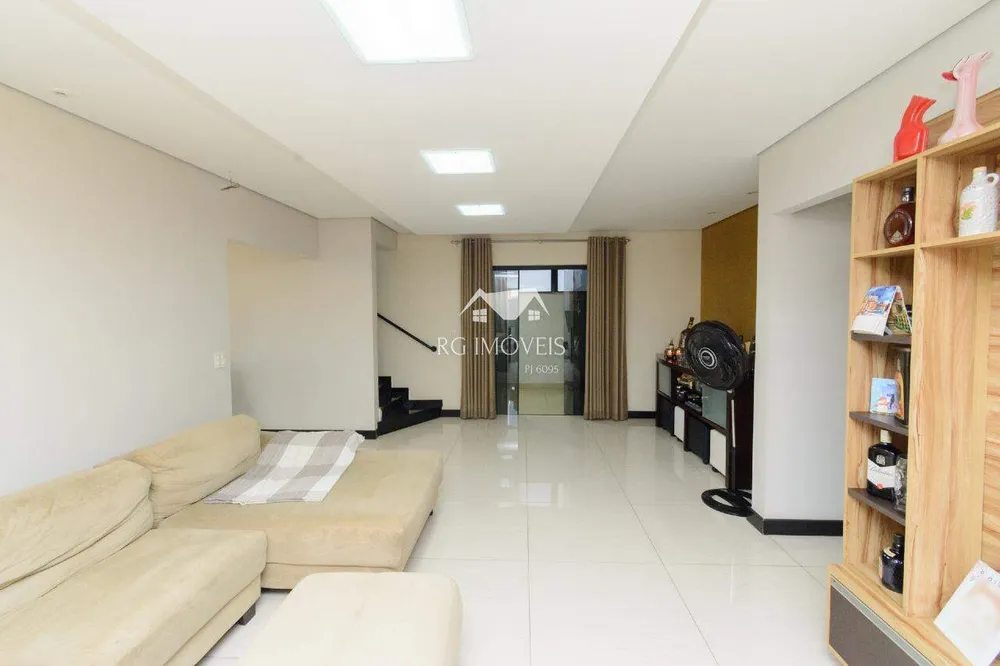 Casa, 4 quartos, 255 m² - Foto 2
