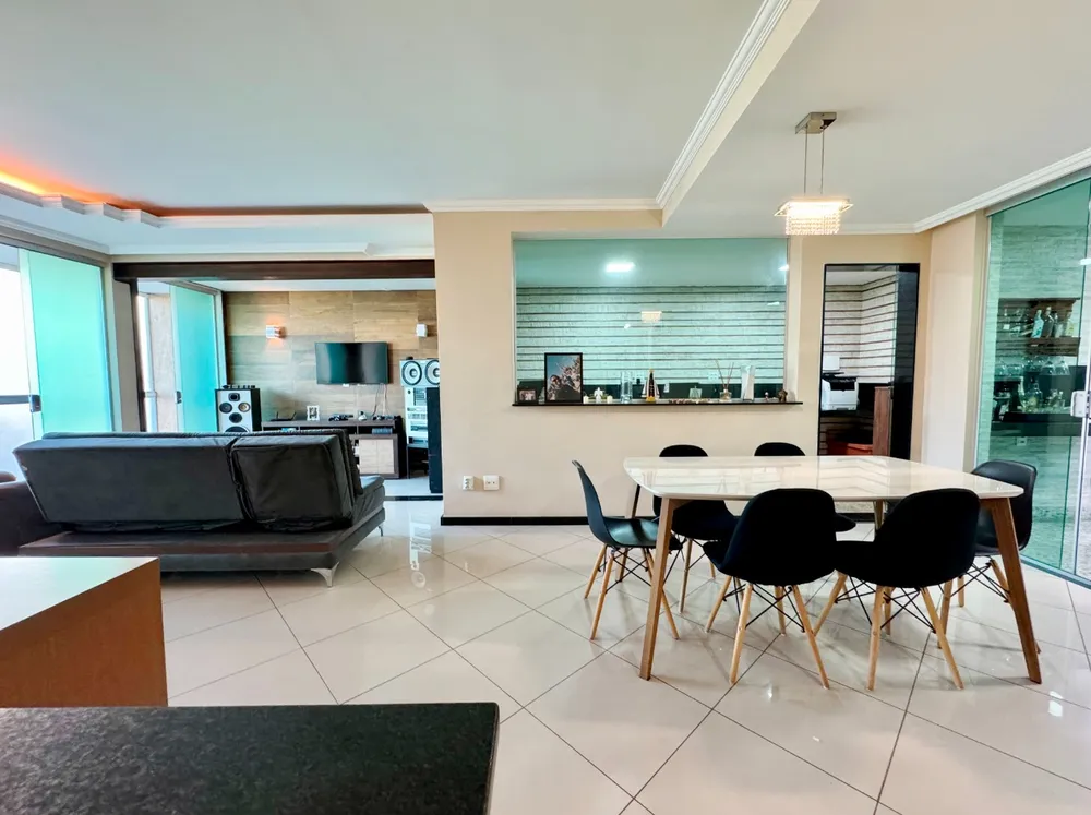 Casa, 3 quartos, 264 m² - Foto 2