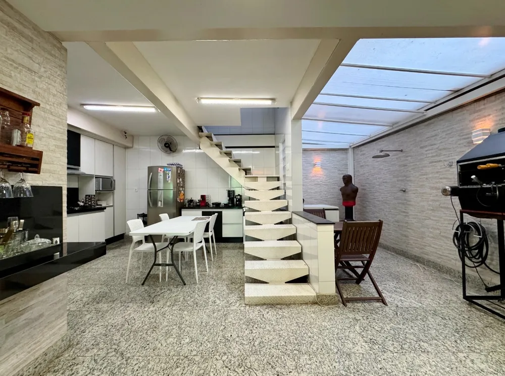 Casa, 3 quartos, 264 m² - Foto 8