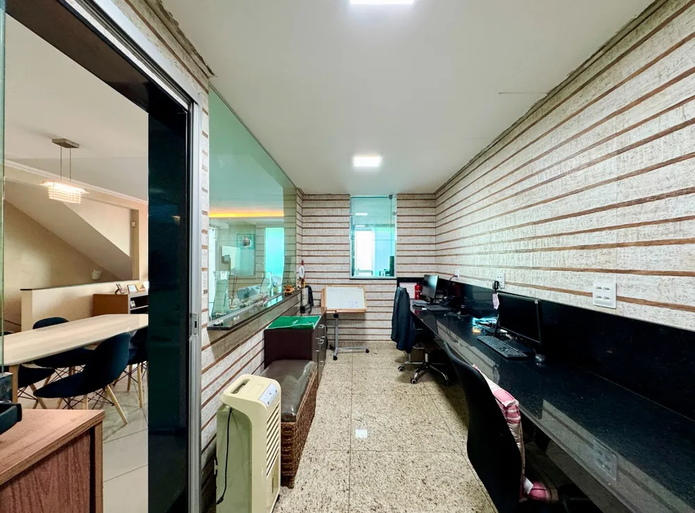 Casa, 3 quartos, 264 m² - Foto 6
