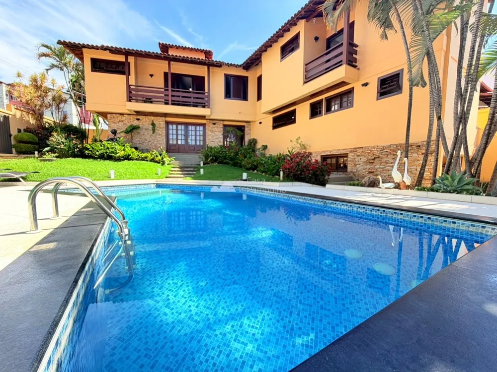 Casa, 4 quartos, 441 m² - Foto 1