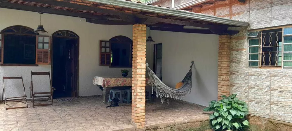 Chácara à venda com 3 quartos, 1150m² - Foto 1