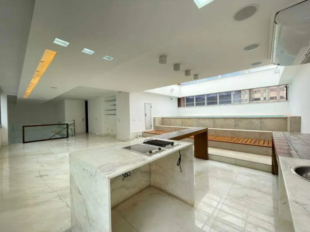 Cobertura, 4 quartos, 575 m² - Foto 1