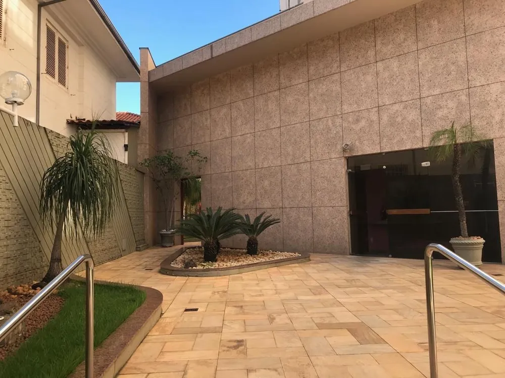 Apartamento, 4 quartos, 246 m² - Foto 1