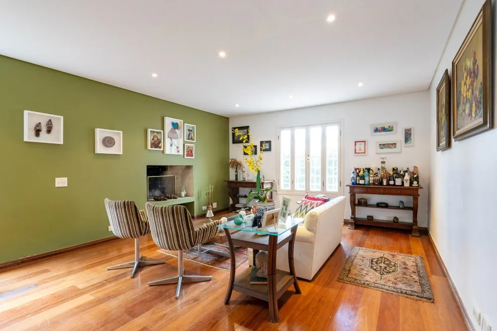 Casa, 3 quartos, 1077 m² - Foto 2
