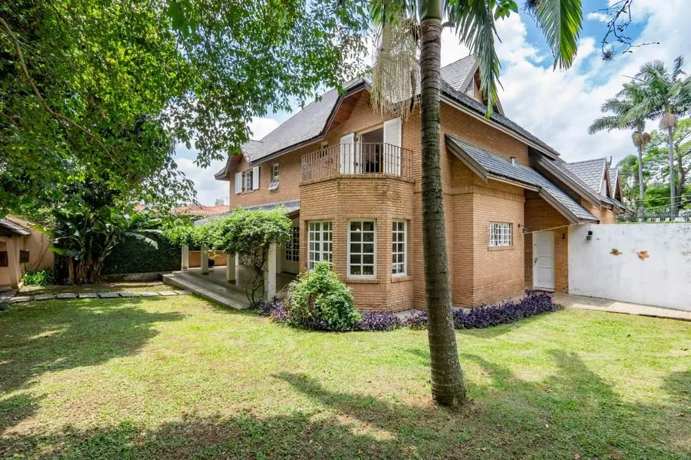 Casa, 3 quartos, 1077 m² - Foto 1