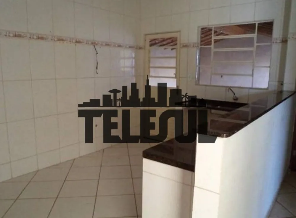 Casa, 3 quartos, 200 m² - Foto 1