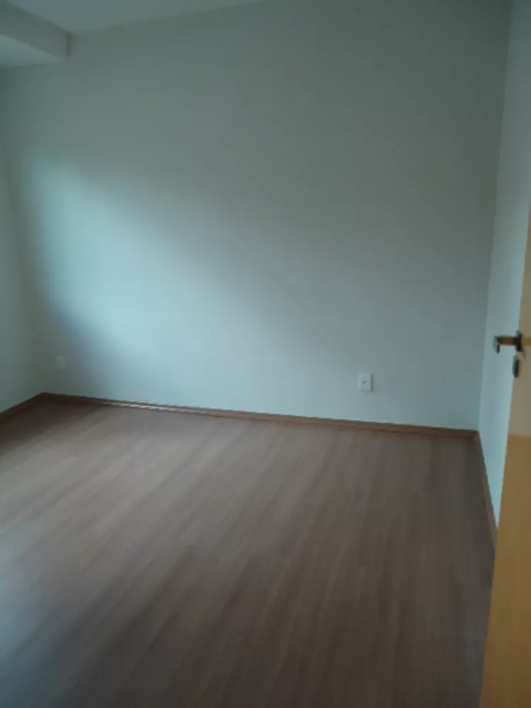 Apartamento à venda com 3 quartos, 75m² - Foto 19