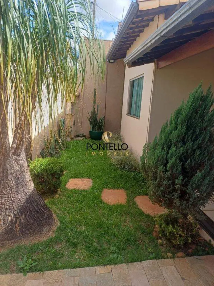 Casa, 3 quartos, 159 m² - Foto 1