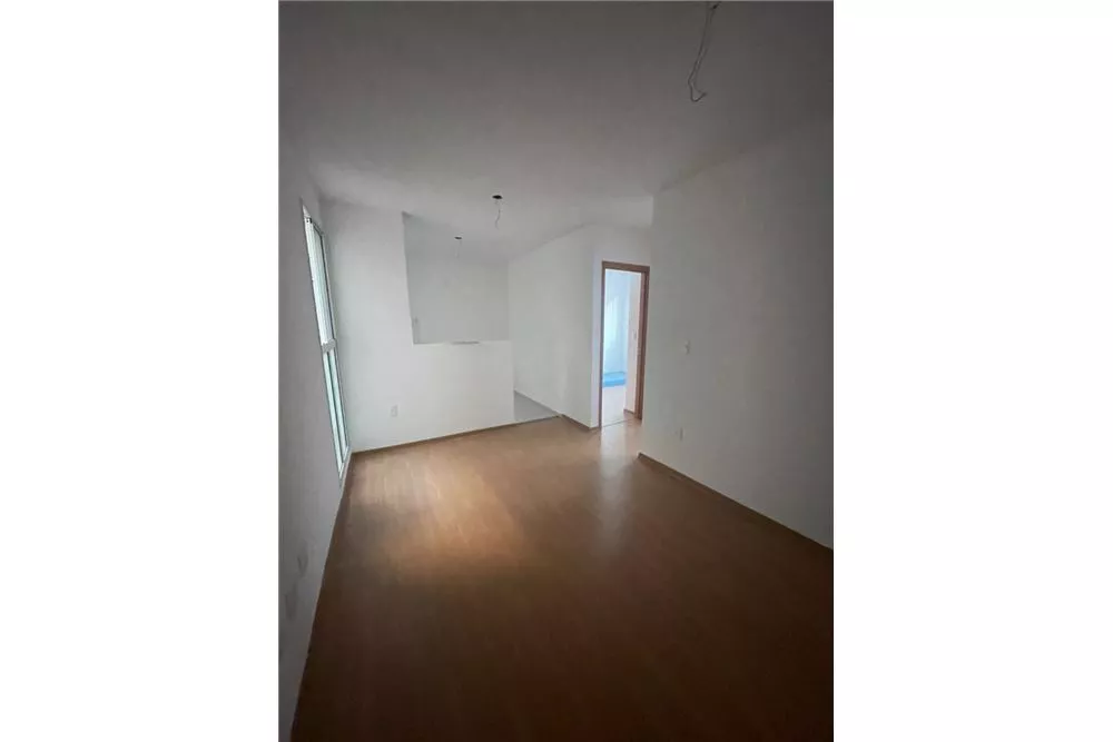 Apartamento para alugar com 2 quartos, 38m² - Foto 4