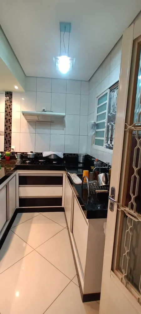 Casa, 6 quartos, 389 m² - Foto 6