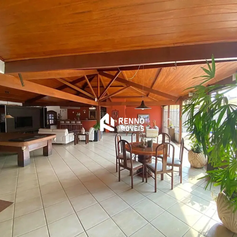 Casa, 5 quartos, 650 m² - Foto 1