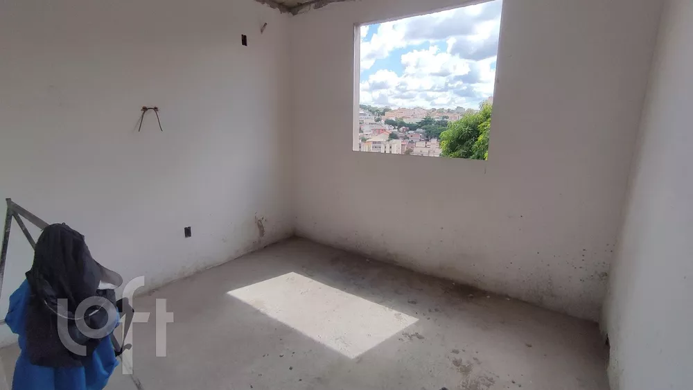 Apartamento à venda com 3 quartos, 90m² - Foto 5