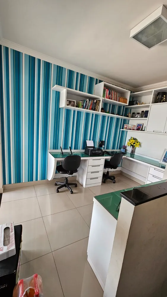 Cobertura, 3 quartos, 206 m² - Foto 2