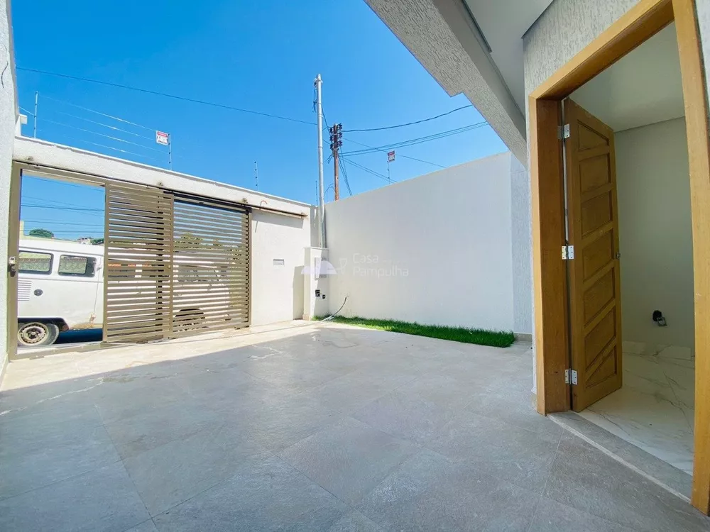 Casa à venda com 3 quartos, 140m² - Foto 2