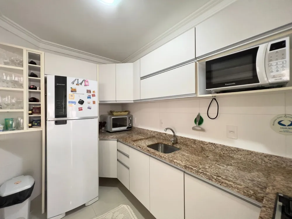Apartamento, 3 quartos, 156 m² - Foto 2
