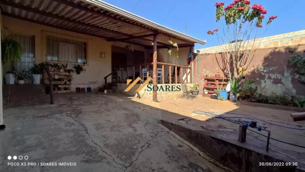 Casa à venda com 2 quartos, 360m² - Foto 11