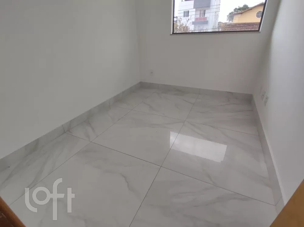 Casa à venda com 3 quartos, 103m² - Foto 3