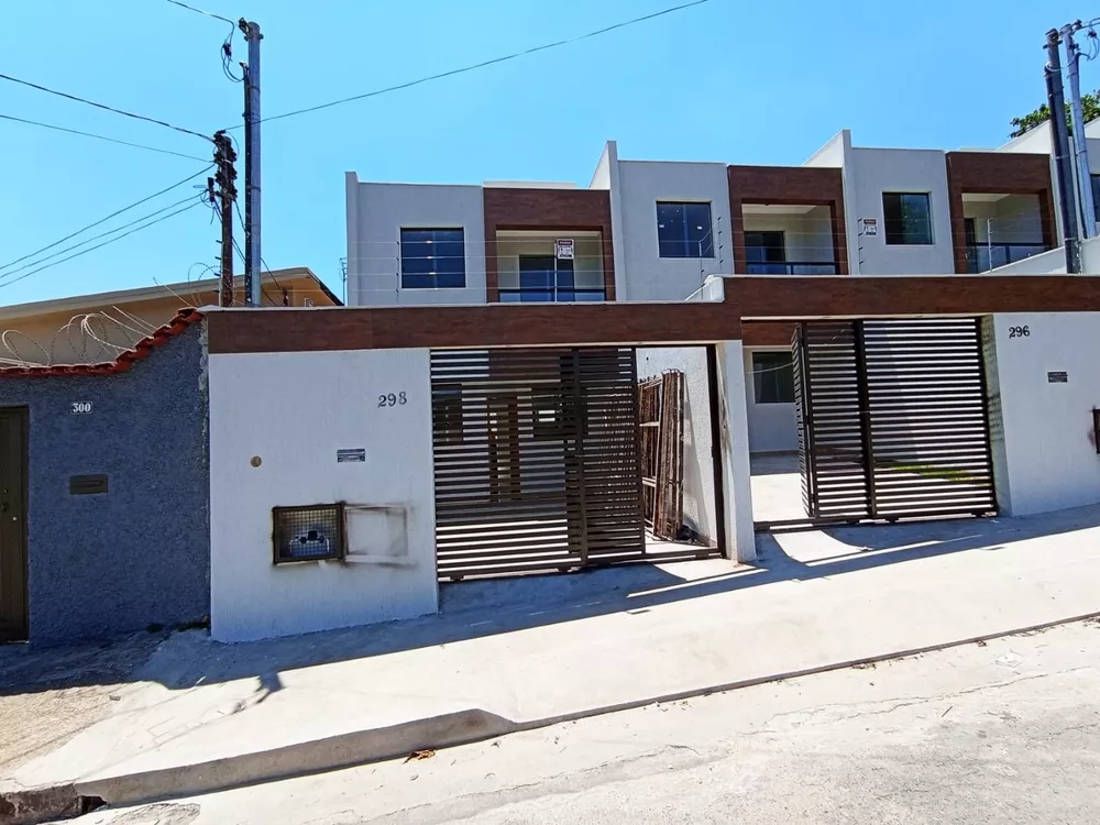 Casa à venda com 3 quartos, 88m² - Foto 3