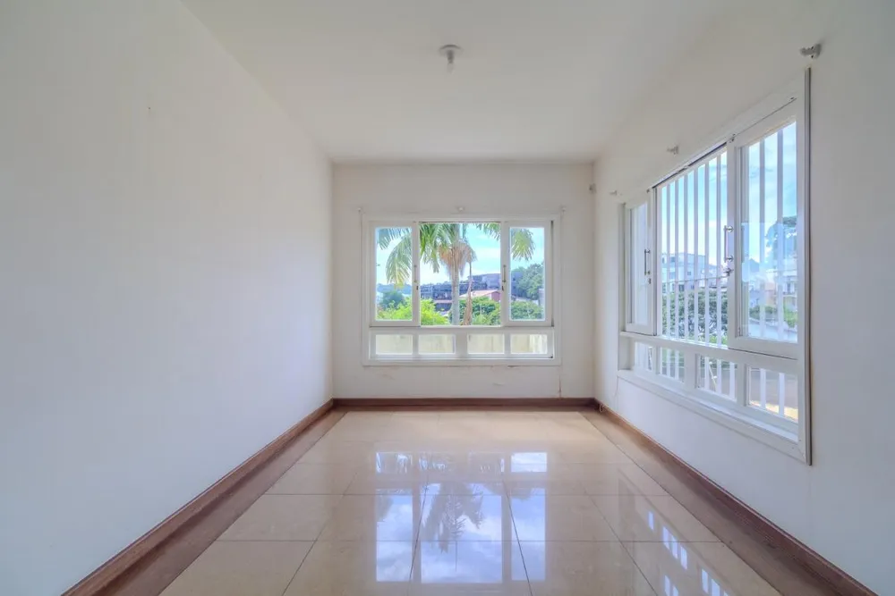 Casa, 4 quartos, 369 m² - Foto 2