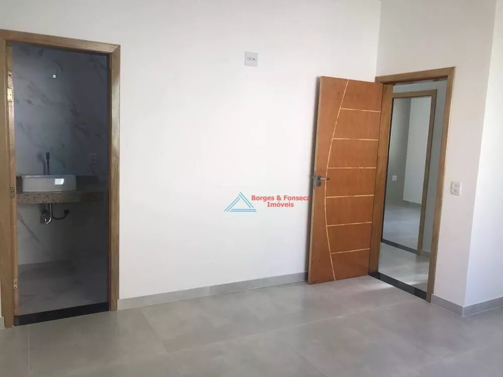 Casa à venda com 3 quartos, 268m² - Foto 10