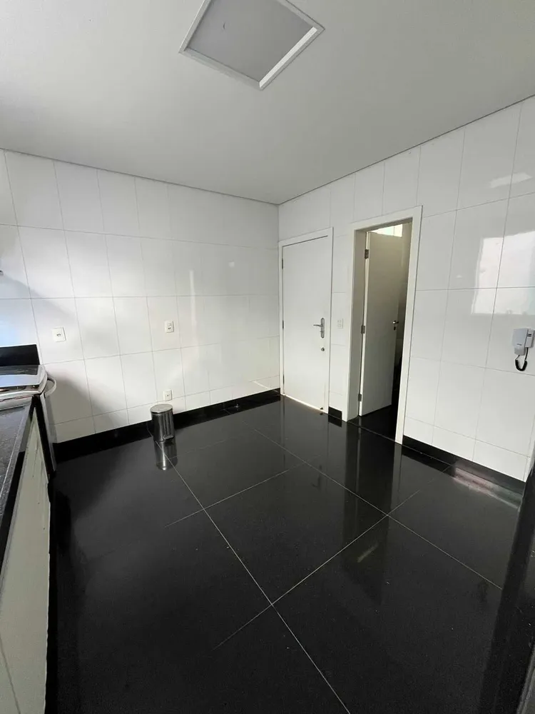 Casa, 4 quartos, 378 m² - Foto 8