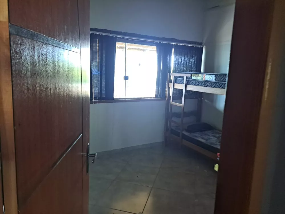 Casa à venda com 3 quartos, 1000m² - Foto 16