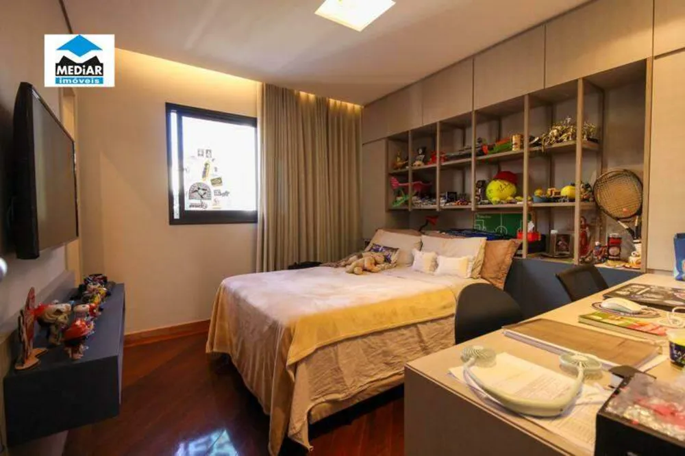 Apartamento, 4 quartos, 216 m² - Foto 10