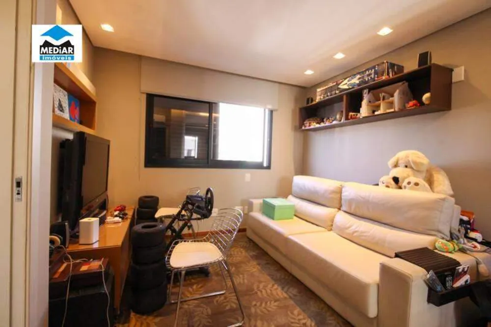 Apartamento, 4 quartos, 216 m² - Foto 6
