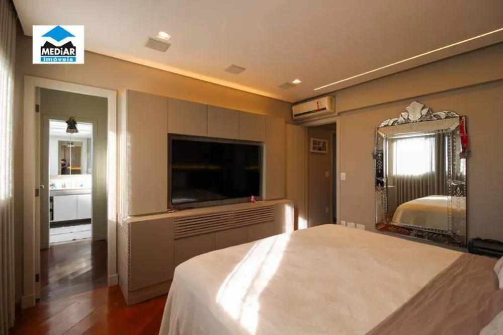 Apartamento, 4 quartos, 216 m² - Foto 9