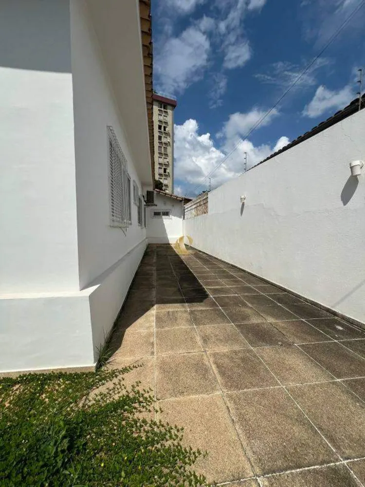 Casa, 8 quartos, 225 m² - Foto 3