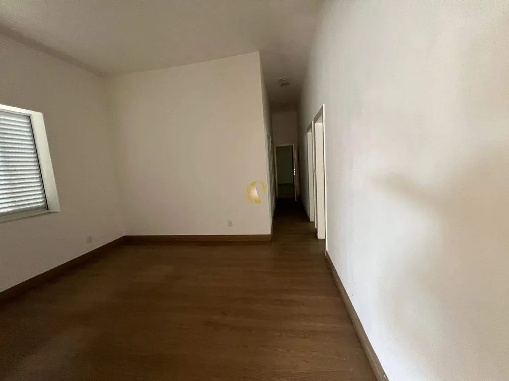 Casa, 8 quartos, 225 m² - Foto 9