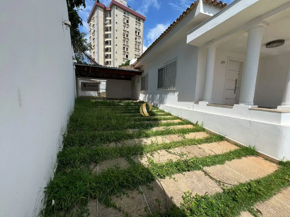 Casa, 8 quartos, 225 m² - Foto 2