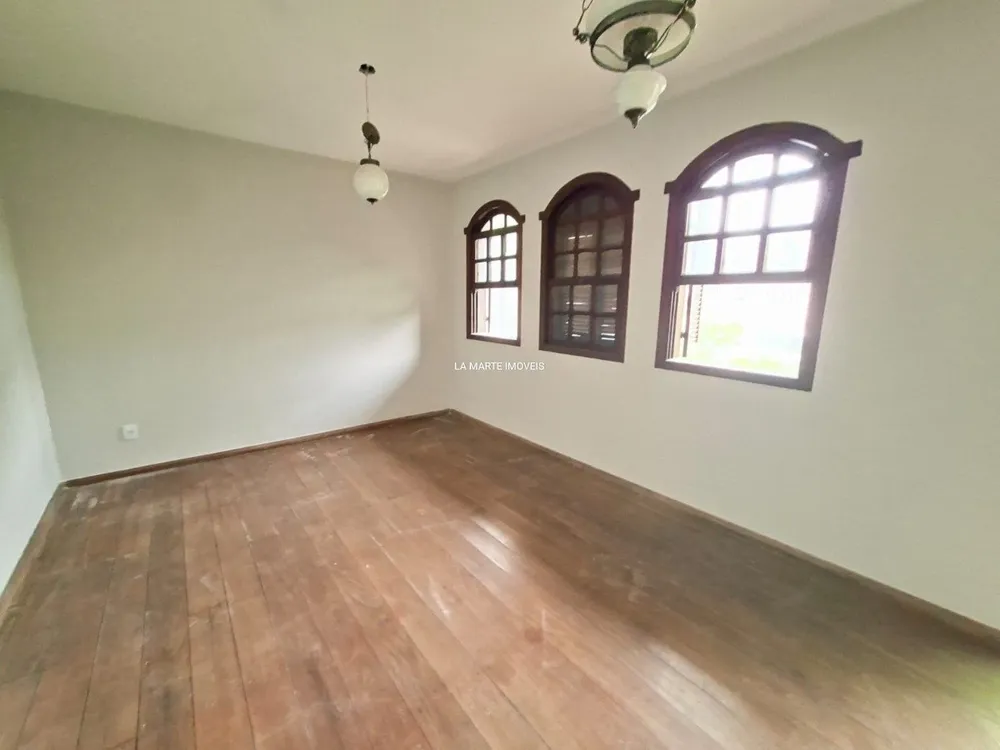 Casa, 3 quartos, 420 m² - Foto 1