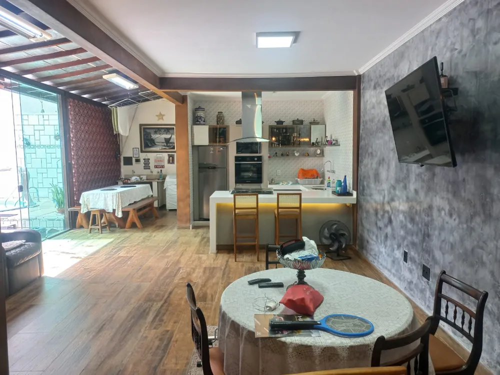 Casa, 3 quartos, 139 m² - Foto 4