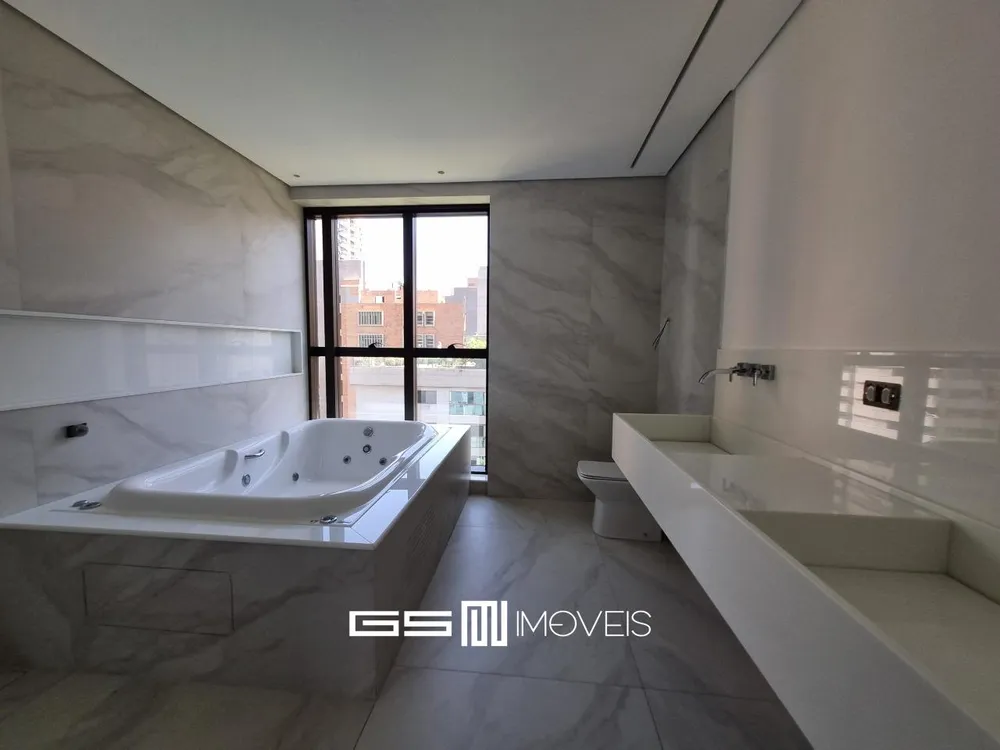 Cobertura, 3 quartos, 220 m² - Foto 12