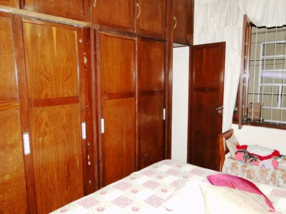 Casa, 4 quartos, 318 m² - Foto 2